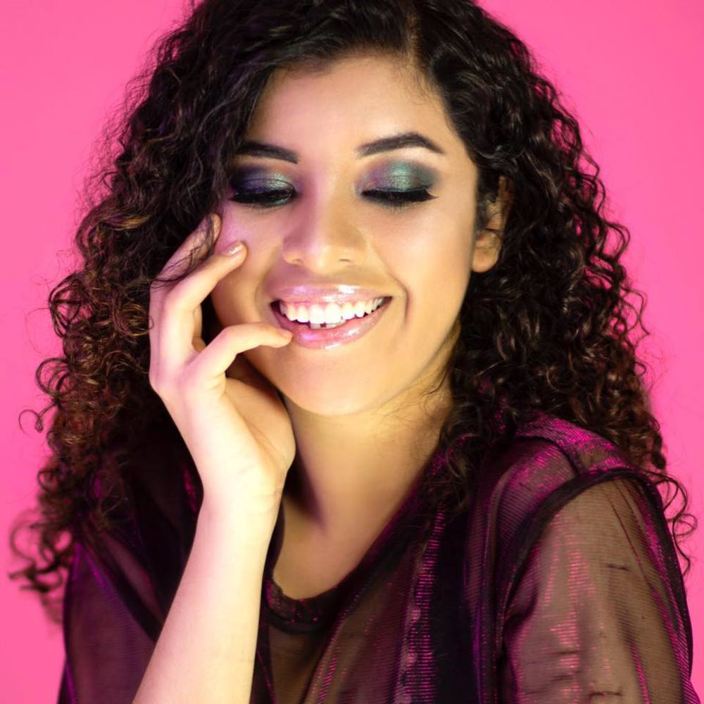 Meet your Posher, Dayane